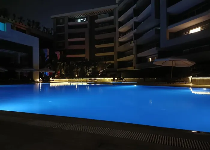 Sheraton Ocean 704 - Private Apartments